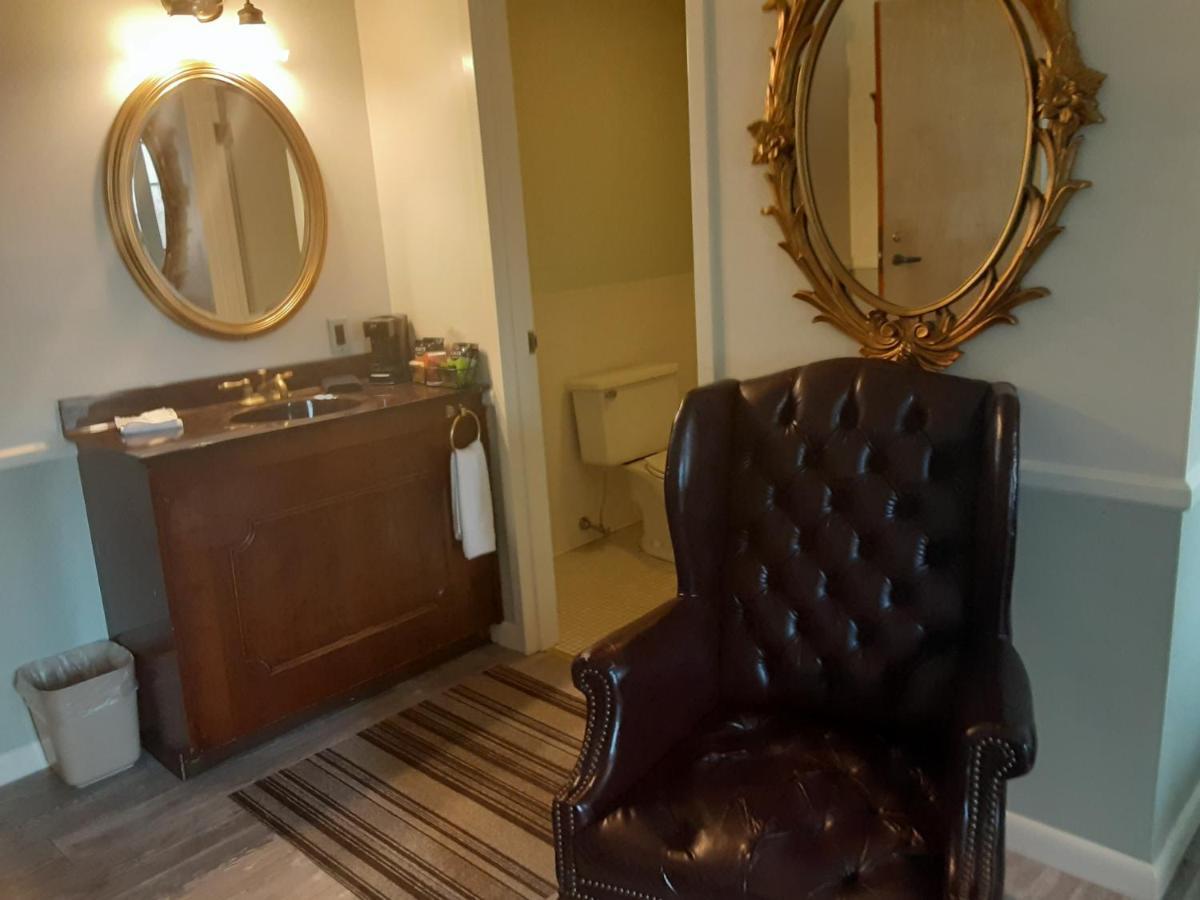 Inn The Charles 3*